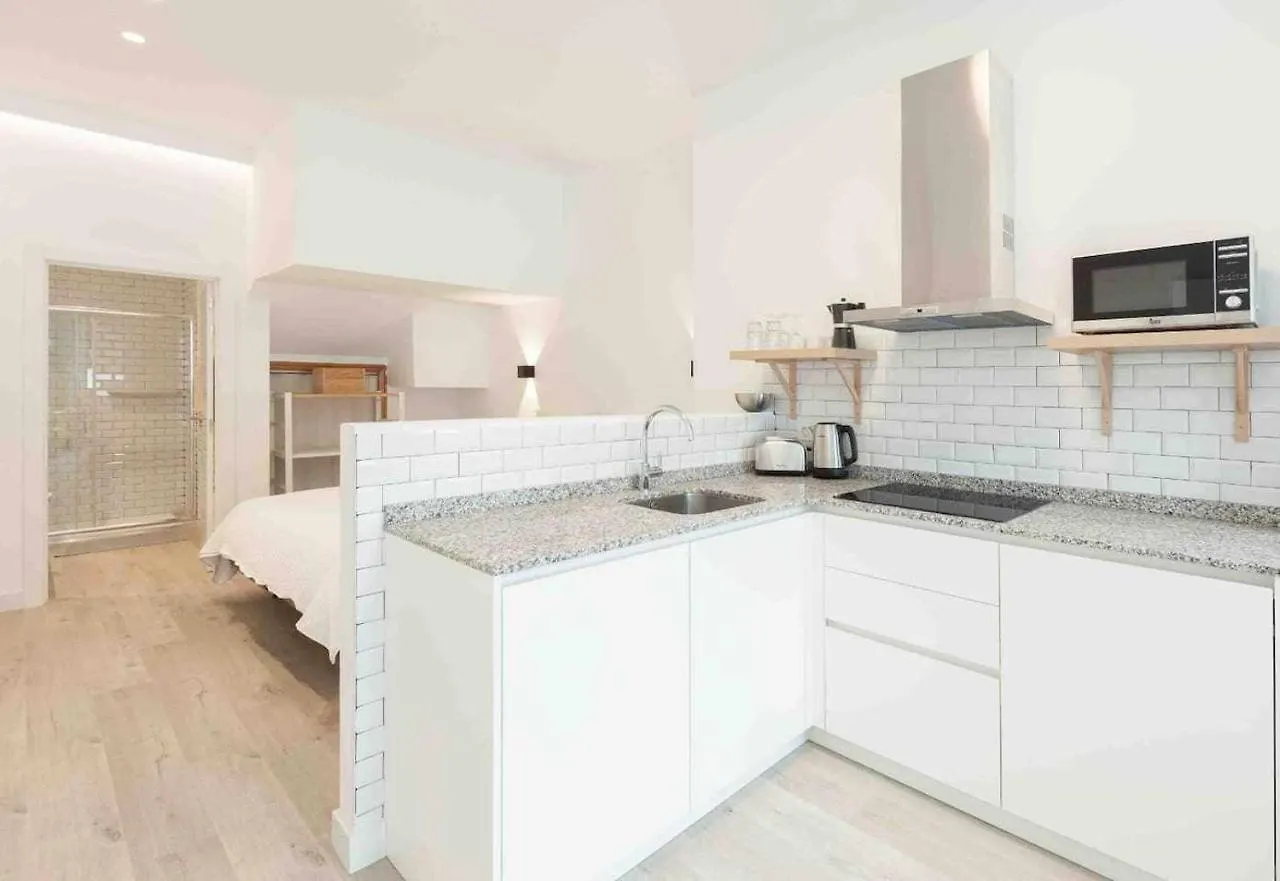 Lur Apartments גטאריה