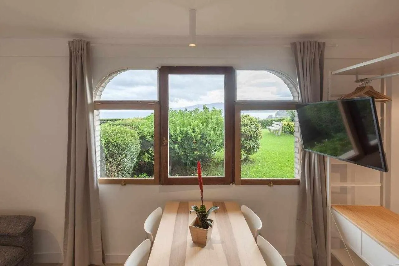Lur Apartments Getaria
