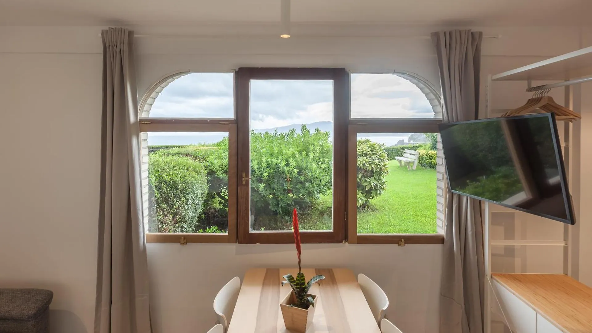 Lur Apartments גטאריה